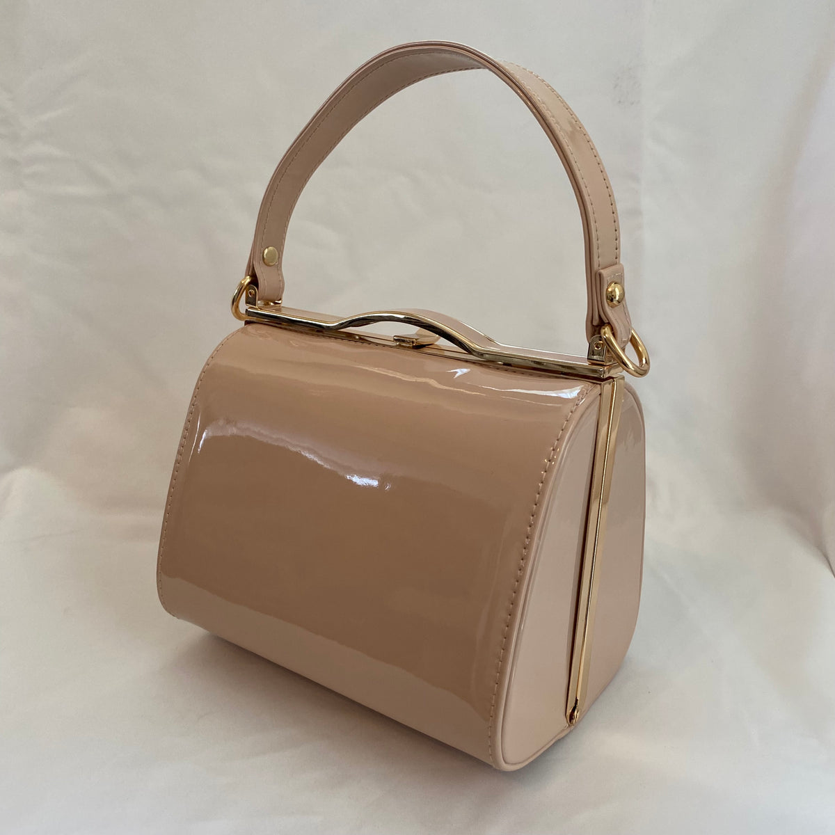 Classic Lilly Handbag in Nude Vintage Inspired Classic Bags In